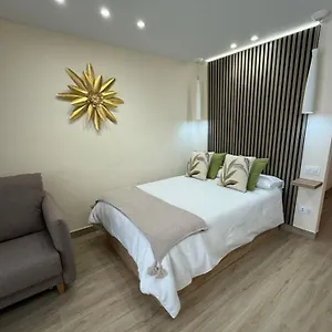  Apartment Alvaro's